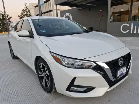 Nissan Sentra Sense Aut usado (2020) color Blanco precio $245,000