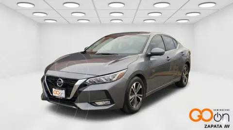 Nissan Sentra Advance usado (2022) color NIS GRIS precio $340,000