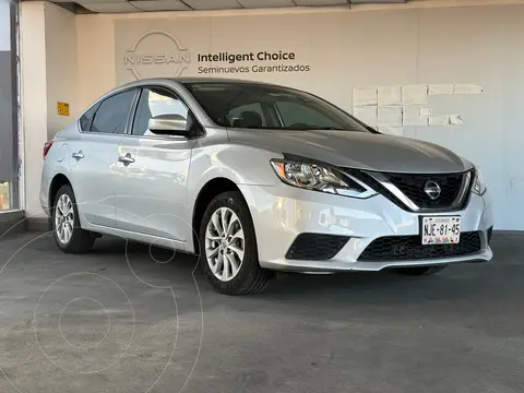 Nissan Sentra Sense usado (2019) color plateado precio $236,400