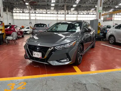 Nissan Sentra SR usado (2021) color Rojo Merlot financiado en mensualidades(enganche $99,000 mensualidades desde $5,900)
