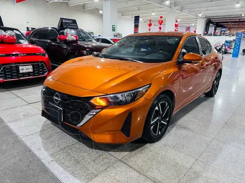 Nissan Sentra Advance usado (2024) color Naranja precio $345,000