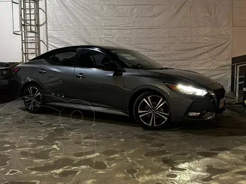 Nissan Sentra SR Aut usado (2023) color Gris precio $411,040