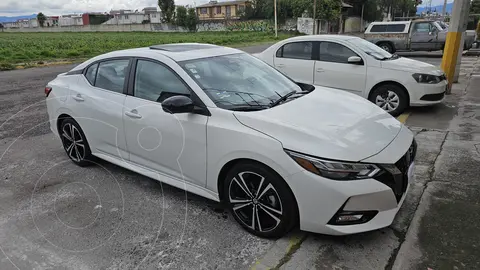 Nissan Sentra SR Platinum Aut usado (2024) color Blanco Perla precio $385,000