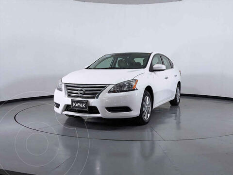 Nissan Sentra Sense Aut usado (2016) color Blanco precio $207,999