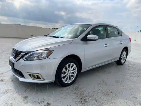 foto Nissan Sentra Advance usado (2019) color Plata precio $296,000
