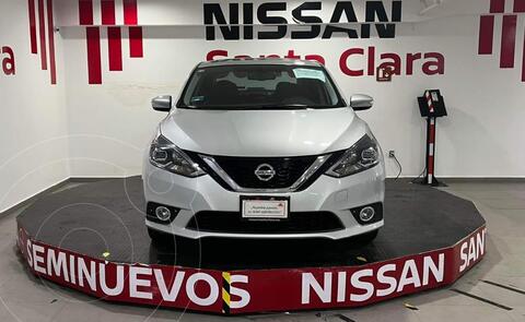 Nissan Sentra Exclusive NAVI Aut usado (2017) color Plata precio $290,000