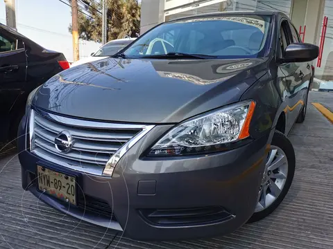 Nissan Sentra Sense Aut usado (2015) color Gris Oscuro precio $195,000