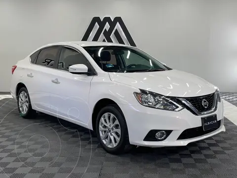 Nissan Sentra Advance Aut usado (2017) color Blanco precio $209,999