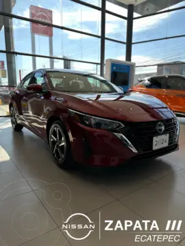 Nissan Sentra Advance Aut nuevo color Rojo Merlot precio $466,900