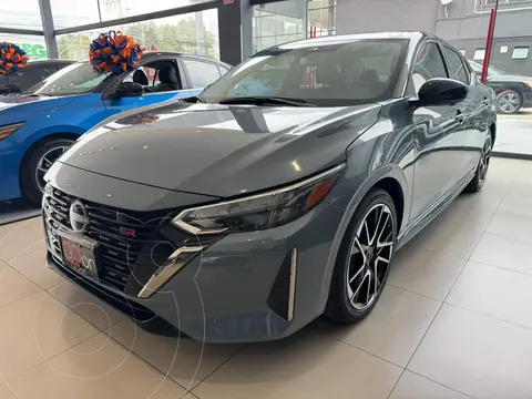 Nissan Sentra SR usado (2024) color Gris financiado en mensualidades(enganche $117,175 mensualidades desde $8,960)
