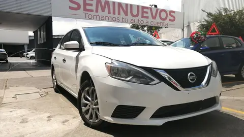 Nissan Sentra Sense usado (2019) color Blanco financiado en mensualidades(enganche $58,000)