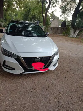 Nissan Sentra SR Bi-tono Aut usado (2020) color Blanco precio $340,000