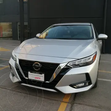 Nissan Sentra Exclusive Aut usado (2020) color Plata financiado en mensualidades(enganche $72,000)