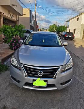 Nissan Sentra Exclusive NAVI Aut usado (2016) color Plata precio $200,000
