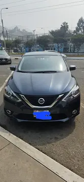 Nissan Sentra 1.8L Full usado (2017) color Azul Oscuro precio u$s12,500