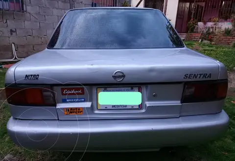 Nissan Sentra Ex Saloon-Xe Taxi L4,1.8i,16v S 2 1 usado (1995) color Plata precio u$s900
