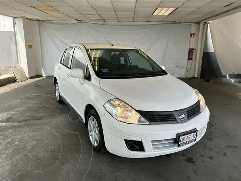 Nissan Tiida HB Emotion usado (2017) color Blanco precio $145,800