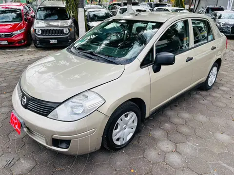 Nissan Tiida Sedan Drive usado (2015) color Beige precio $127,000