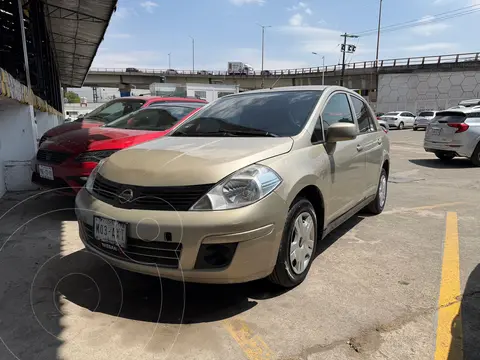 Nissan Tiida Sedan Advance usado (2018) color Arena financiado en mensualidades(enganche $32,900 mensualidades desde $3,000)