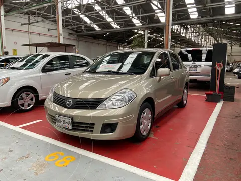 Nissan Tiida Sedan Sense usado (2015) color Bronce financiado en mensualidades(enganche $45,000 mensualidades desde $5,750)