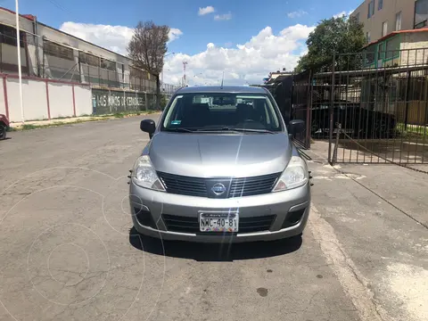 Nissan Tiida Sedan Drive usado (2016) color Gris precio $105,000