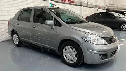 Nissan Tiida Sedan Sense usado (2016) color Gris Oscuro precio $169,000