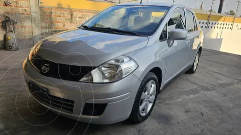 Nissan Tiida Sedan Advance usado (2013) color Plata precio $139,800