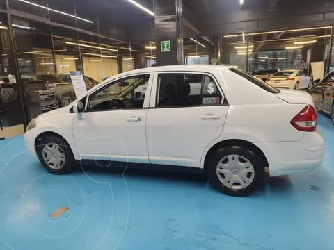 Nissan Tiida Sedan Sense Aut usado (2014) color Blanco precio $130,000