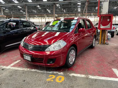 Nissan Tiida Sedan Advance Aut usado (2016) color Rojo Burdeos financiado en mensualidades(enganche $55,000 mensualidades desde $4,800)