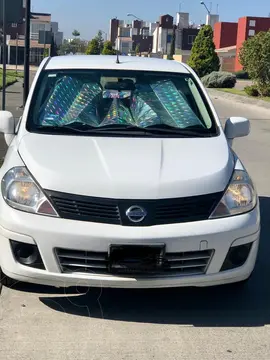 Nissan Tiida Sedan Sense Aut usado (2014) color Blanco precio $128,000