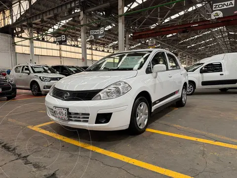 Nissan Tiida Sedan Sense Aut usado (2018) color Blanco financiado en mensualidades(enganche $35,800 mensualidades desde $3,200)