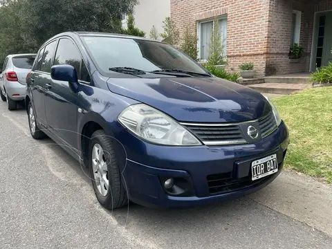 foto Nissan Tiida Tekna usado (2010) color Azul precio $1.700.000