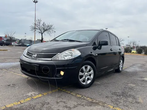 Nissan Tiida Tekna usado (2011) color Negro precio $10.000.000