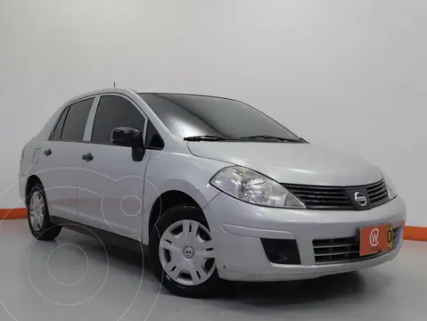 Nissan Tiida 1.8L Emotion usado (2012) color Gris financiado en cuotas(cuota inicial $8.000.000 cuotas desde $1.000.000)