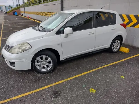 foto Nissan Tiida 1.8L Emotion usado (2009) color Blanco precio $27.000.000