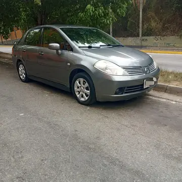 Nissan Tiida 1.8L usado (2007) color Gris precio u$s6.500