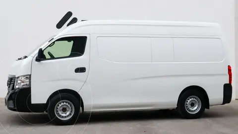 Nissan Urvan Panel Amplia Aa usado (2024) color Blanco financiado en mensualidades(enganche $122,980 mensualidades desde $10,478)