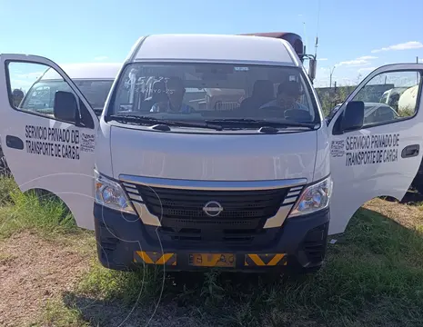 Nissan Urvan DV Panel Larga usado (2024) color Blanco precio $465,000
