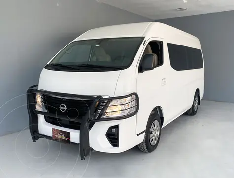 Nissan Urvan 14 Pasajeros usado (2023) color Blanco precio $559,000