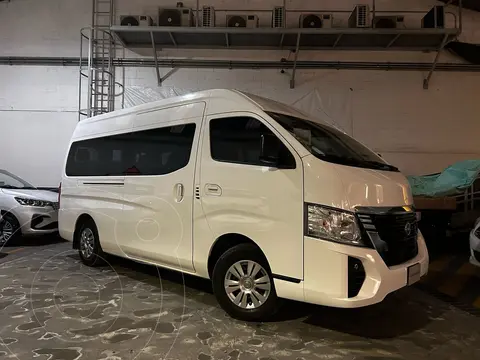 Nissan Urvan 14 Pasajeros usado (2024) color Blanco precio $699,000