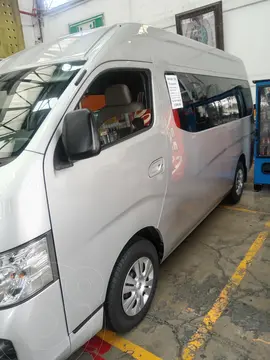 Nissan Urvan 12 Pas Aa Pack Seguridad usado (2020) color Plata precio $588,900
