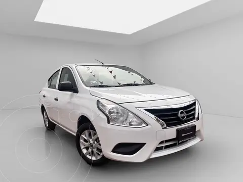 Nissan V-Drive 1.6L Plus usado (2024) color Blanco precio $249,000