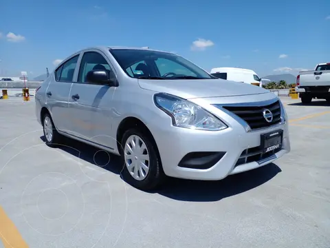 Nissan V-Drive 1.6L usado (2020) color Plata financiado en mensualidades(enganche $60,000 mensualidades desde $5,921)