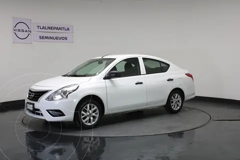 Nissan V-Drive 1.6L Plus usado (2023) color Blanco precio $240,000