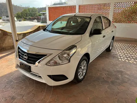 Nissan V-Drive 1.6L Plus usado (2023) color Blanco precio $270,000