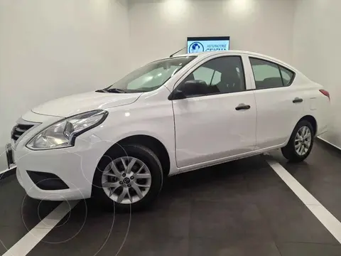Nissan V-Drive 1.6L Plus usado (2023) color Blanco financiado en mensualidades(enganche $62,700 mensualidades desde $6,185)