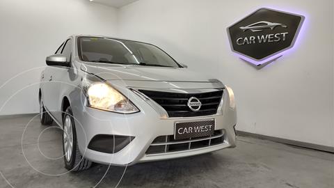 Nissan Versa Sense usado (2018) color Gris precio $1.480.000