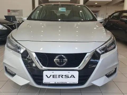 Nissan Versa Advance nuevo color Gris Plata  precio $6.075.000
