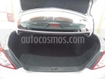 foto Nissan Versa Sense Aut usado (2018) color Gris Claro precio $720.000