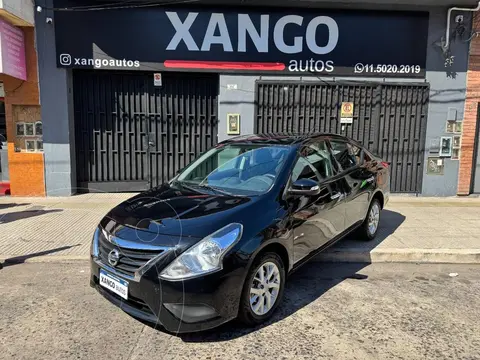 Nissan Versa Advance Aut usado (2021) color Negro precio $20.000.000